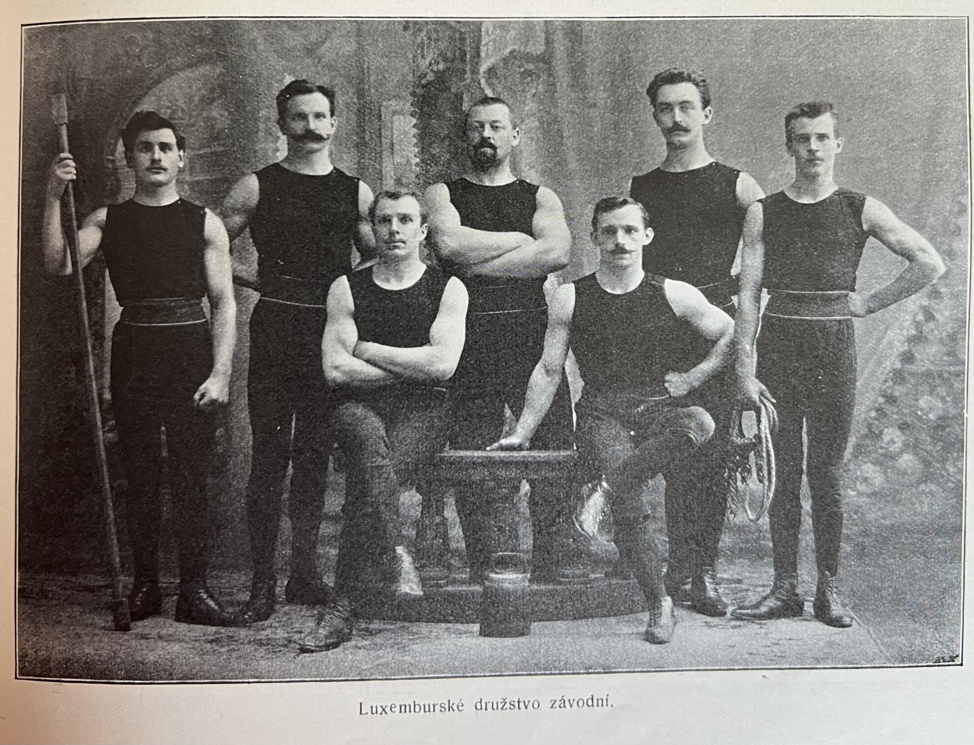 1907 Perfect Scores Abound at the World Championships in Prague